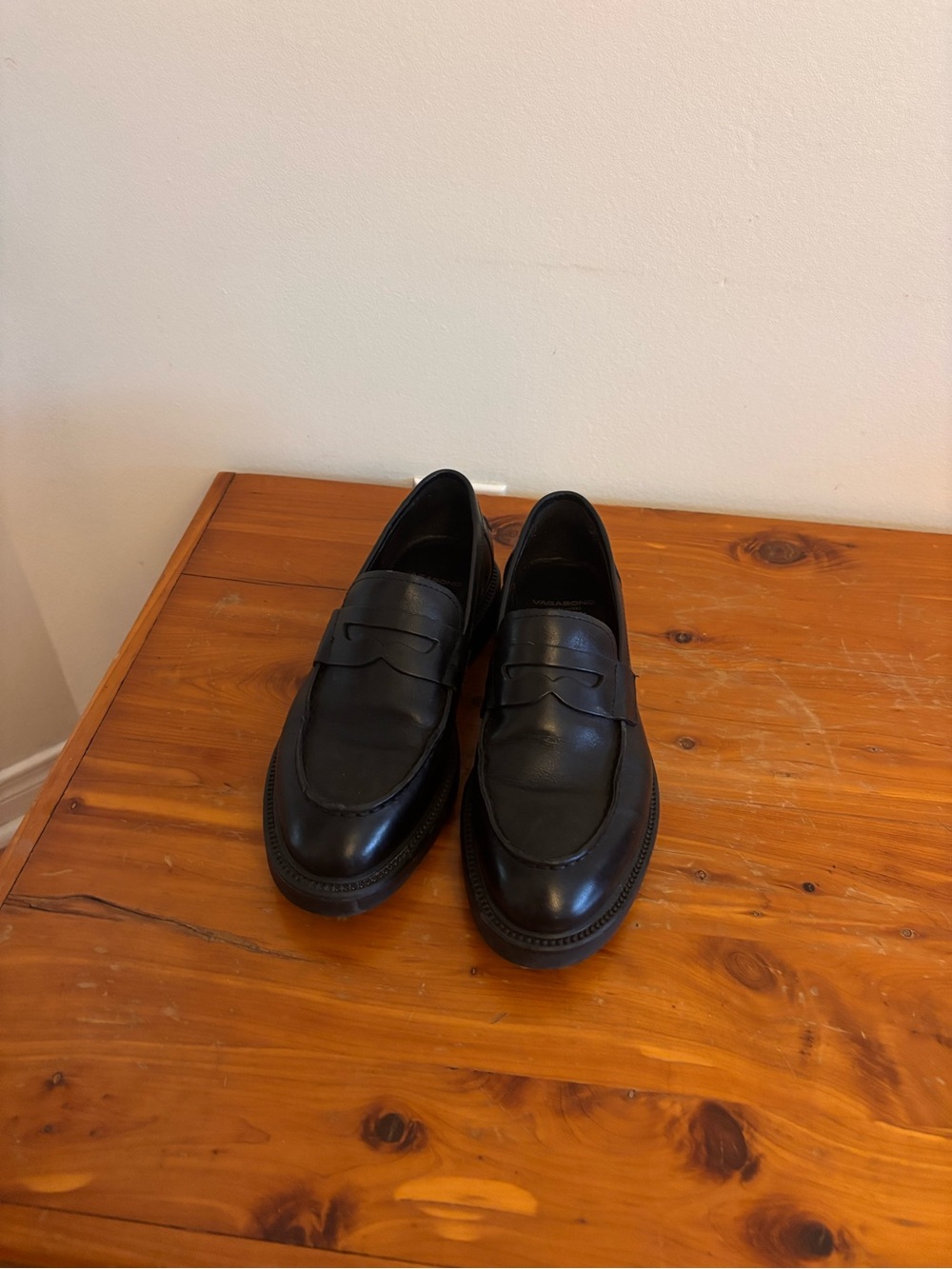 Vagabond Black Leather Loafers